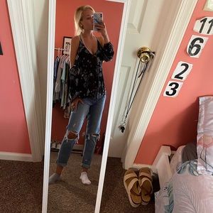 American Eagle Open Shoulder Top